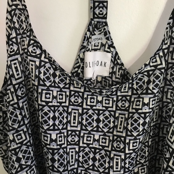 Olive and oak tank top - Picture 2 of 3